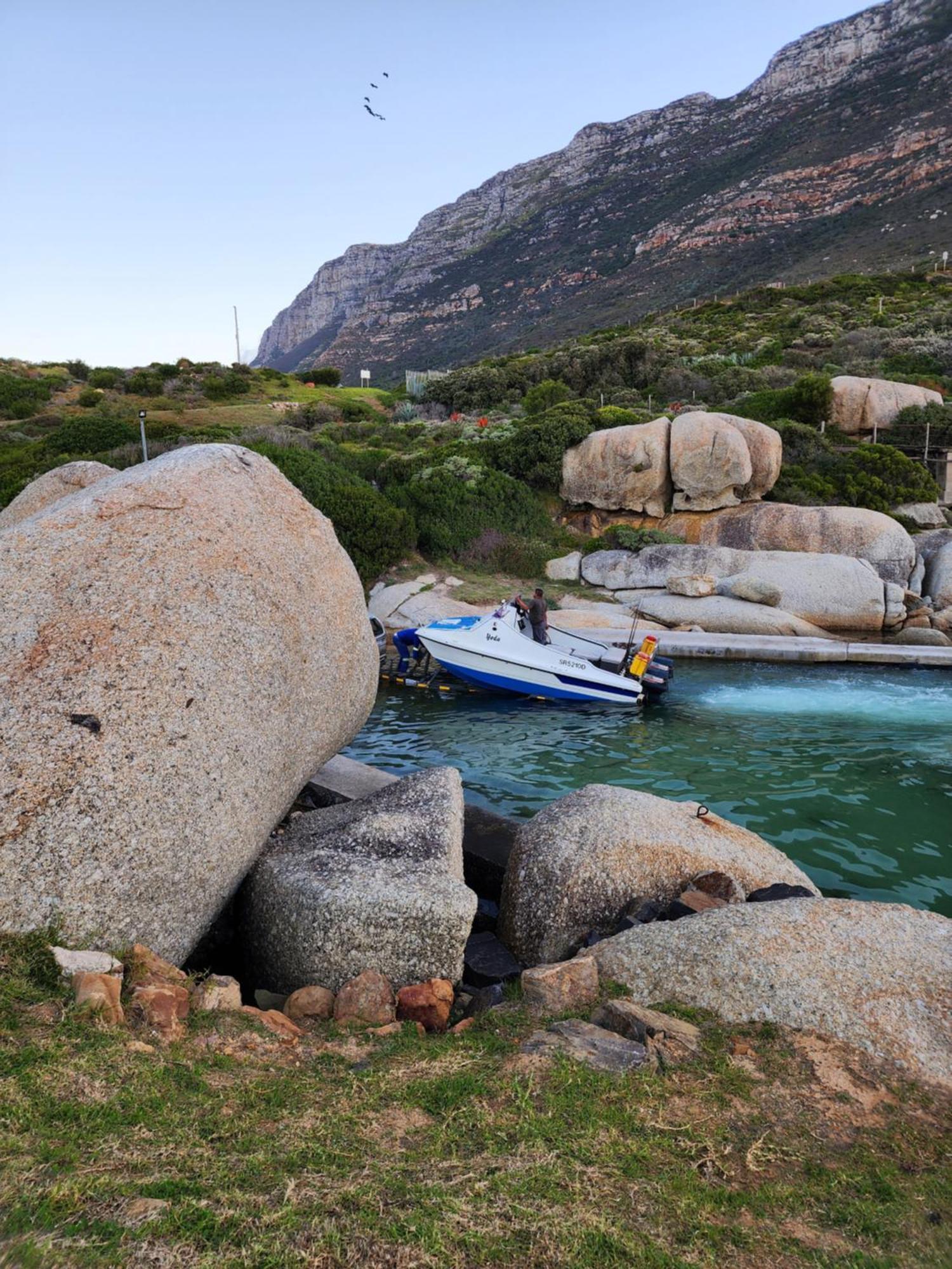 Boulders Blue Bed And Breakfast Simonʼs Town Dış mekan fotoğraf